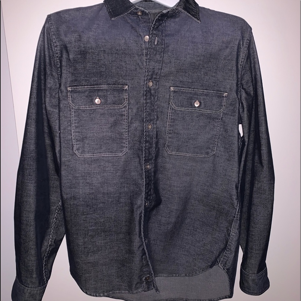 Denim shirt (can be worn as a jacket)